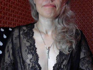 -Ailli- bongacams