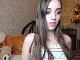 -Sashasvit- bongacams