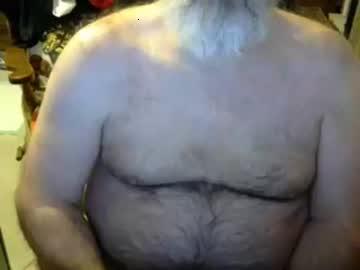 1lonelybear4boiz chaturbate