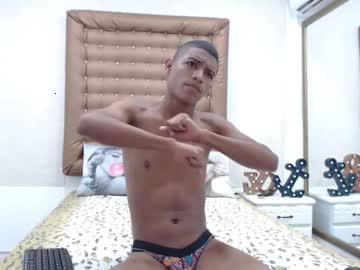 aaroonn19 chaturbate