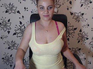 adelamilfsexy bongacams