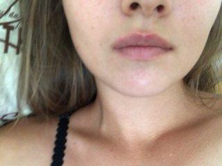 Adrianna99 bongacams