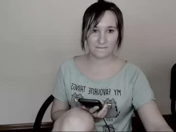 adrianneshy chaturbate