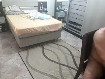 adrireyner985632 chaturbate