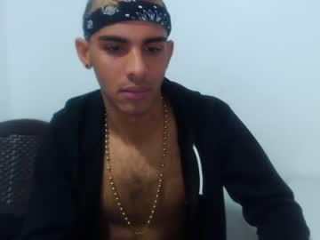 adryan_07 chaturbate