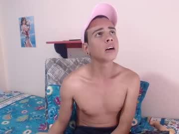 alejandro_evans chaturbate