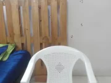 alejaroberts_18 chaturbate