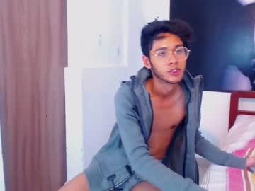 alex_brownx19 chaturbate