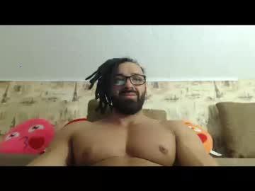 alexhunk09 chaturbate