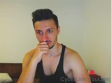 alexmuscle chaturbate