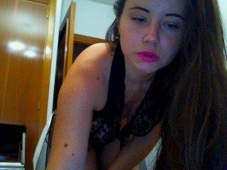 Andreaxxx19 bongacams