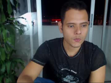 andrew_santamaria chaturbate