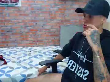 andrewsexhot4 chaturbate