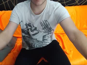 andrewwain chaturbate