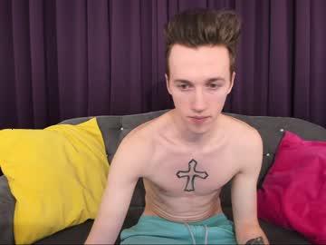 andy_shark chaturbate