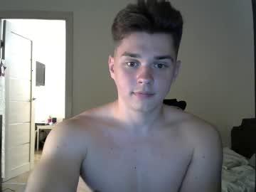 andylarson1 chaturbate