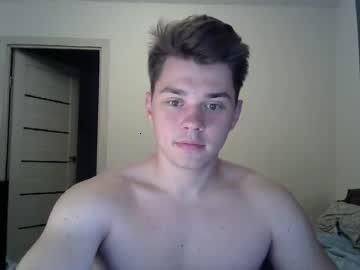 andylarson1 chaturbate