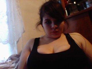 Angelina-1 bongacams