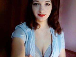 Angelina125 bongacams