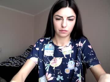 angel_zoe77 chaturbate