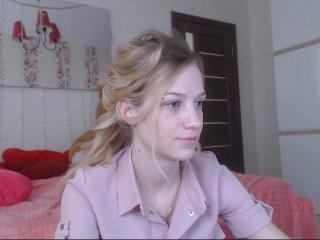 AprilSunny bongacams