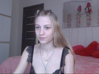 AprilSunny bongacams