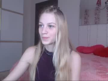 aprilsunnyy chaturbate