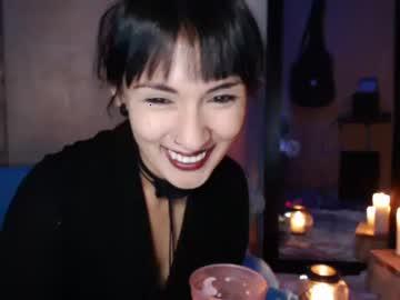 art_emisa chaturbate