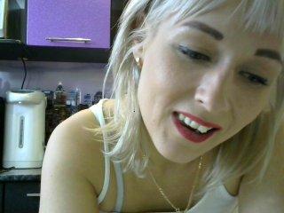 AshleyGolden bongacams