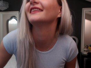 AshleyLunna bongacams