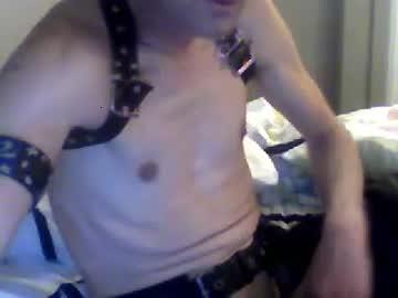 auzzietopz2221 chaturbate