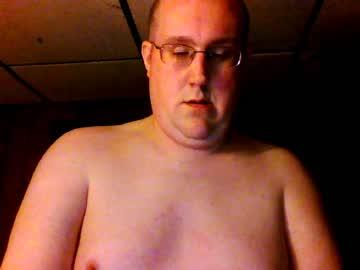 bigbellygayman8219 chaturbate