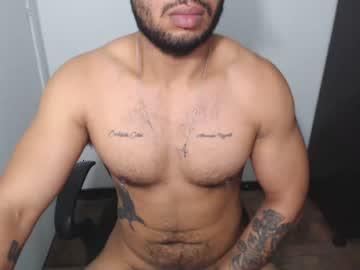 bighotcum2 chaturbate