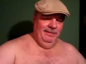 bigstuffbear chaturbate