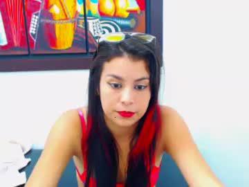 bitch_in_bed chaturbate