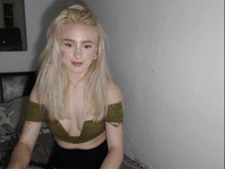 blondelola bongacams