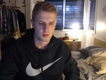 blondetwink66 chaturbate