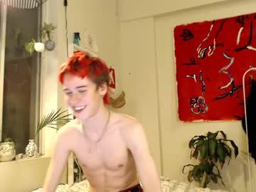 boy_dot_com chaturbate