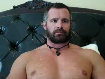 bradley8inches chaturbate