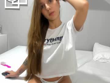 britneylove18 chaturbate