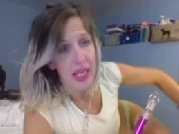 brittneycums4u chaturbate