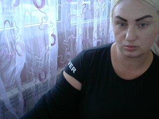 bustyblonda bongacams