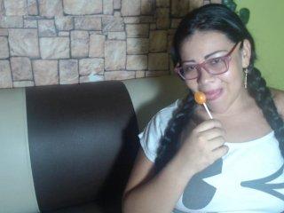 Candygirl5u bongacams