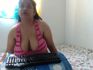 Chelseahot12 bongacams