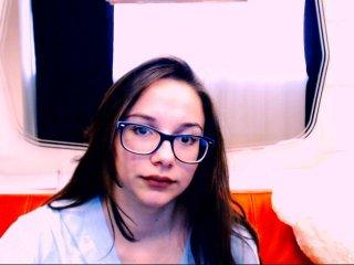 CherryGirl19 bongacams