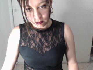 CHIQUITA0131 bongacams