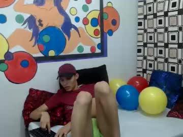 chico_fresa_sex19 chaturbate