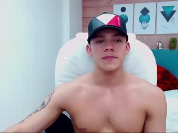 chris_jeyco chaturbate