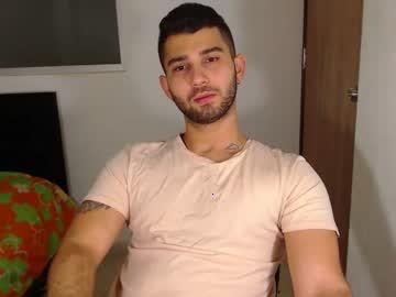 clyde_barrowx chaturbate