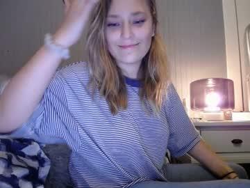 collegegirl112 chaturbate